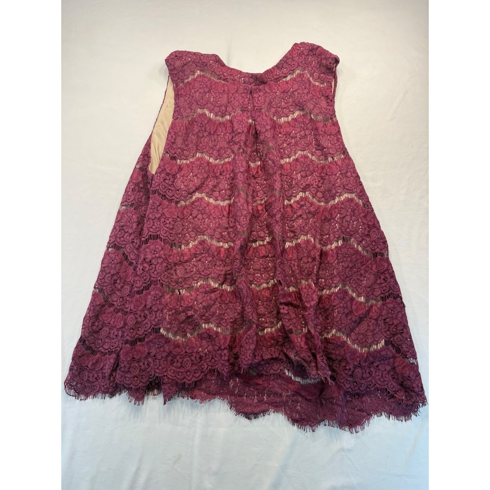 Love Fire Womens Plus Size 2X Lace Sleeveless Blouse Plum Burgundy Scalloped Hem